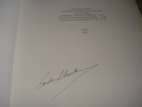 A BEAUTIFUL LIMITED EDITION HUGE COFFEE TABLE BOOK " DUCKS " A WONDERFUL GIFT !!!!