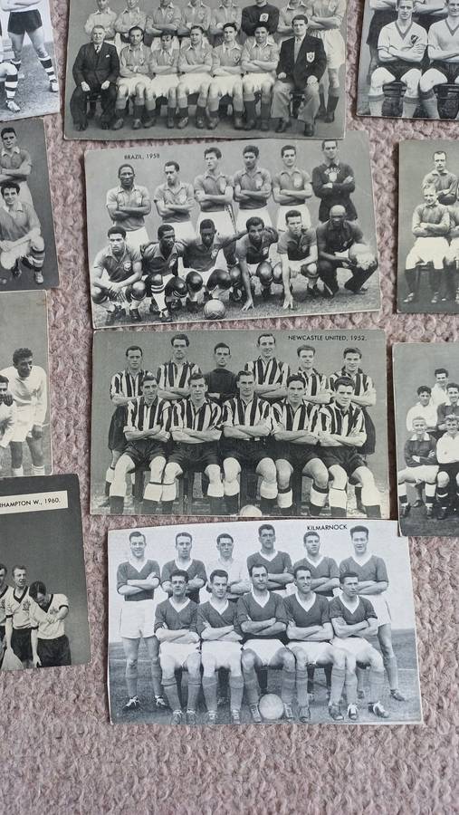 LOVELY SCARCE CARDS !!     " THE NEW HOTSPUR FAMOUS TEAMS IN FOOTBALL HISTORY " SEE BELOW