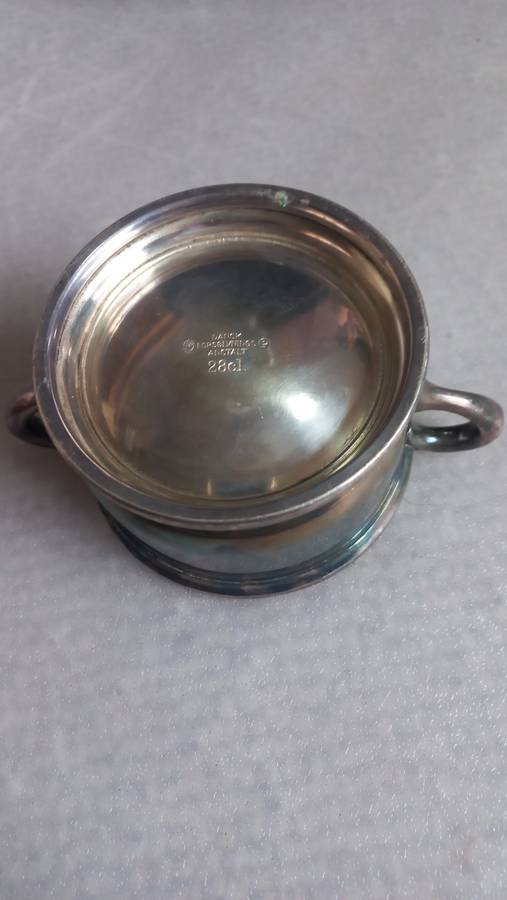 A VERY SCARCE OLD CHRISTENING CUP HALLMARKED AND 267 grams  !!!!!!