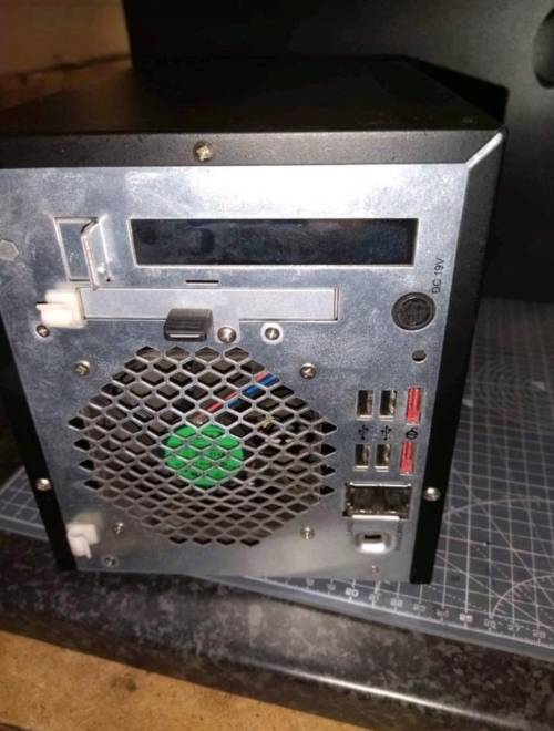 Thecuas N4200Pro NAS