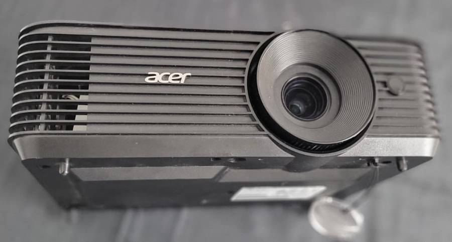 Projector - acer-x118h