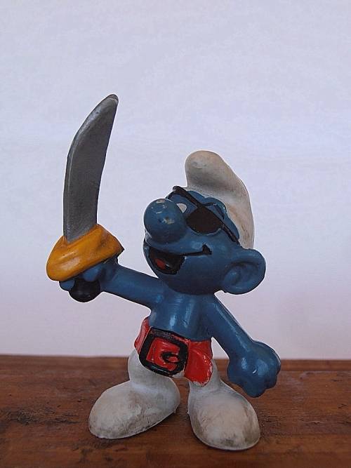 20104 Pirate Smurf, Vintage Smurfs figure, Shipping will only be charged once!