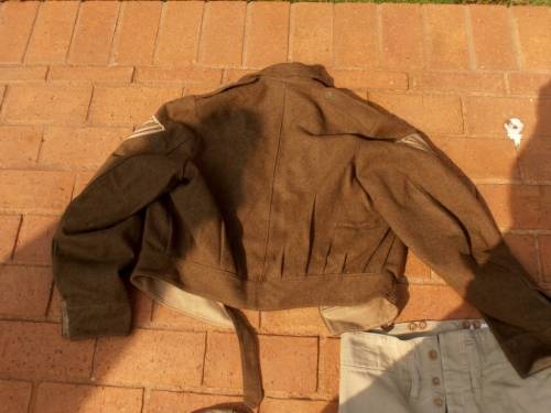 Large lot military clothing, WW2 to 1960's, battle dress, coat, balsak, bag, beige shorts & tops etc