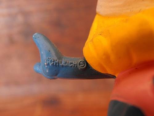 RARE 20183 Aerobic Smurfette on pedestal, Vintage Smurfs figure, Shipping will only be charged once!