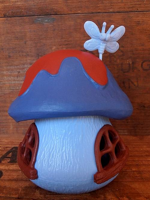 Blue/red Smurf Cottage, EXCELLENT COND. , Vintage Smurfs figure, Shipping will only be charged once!