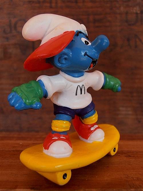 Mc Donald's Skateboarder Smurf , Vintage Smurfs figure, Shipping will only be charged once!