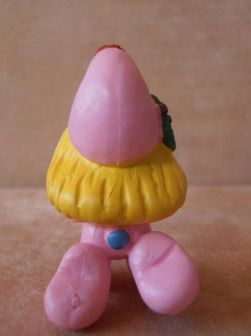51911 Praying Smurfette CHRISTMAS Smurf, vintage Smurfs figure.
