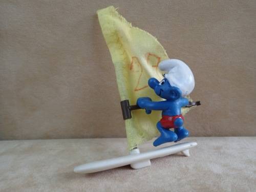 40215 Windsurfer Smurf, vintage Super Smurfs figure. Shipping will only be charged once!