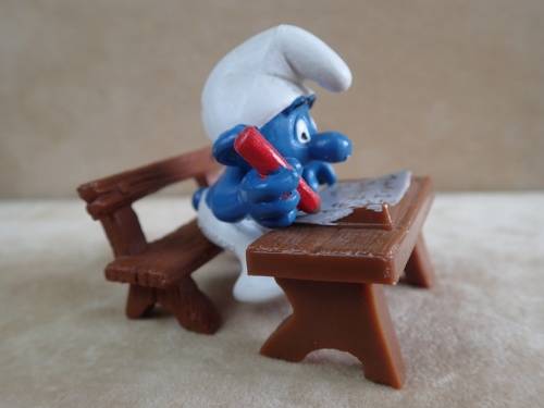 40220 School Desk Smurf, vintage Super Smurfs figure. Shipping will only be charged once!