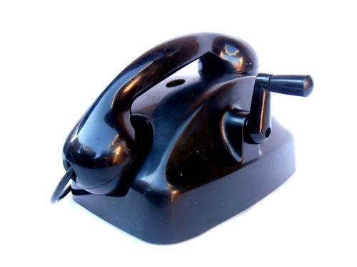 Vintage Siemens South Africa bakelite crank telephone, COLLECTO-MANIA!