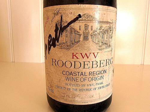 1985 KWV ROODEBERG, with signatures, nice collectible!