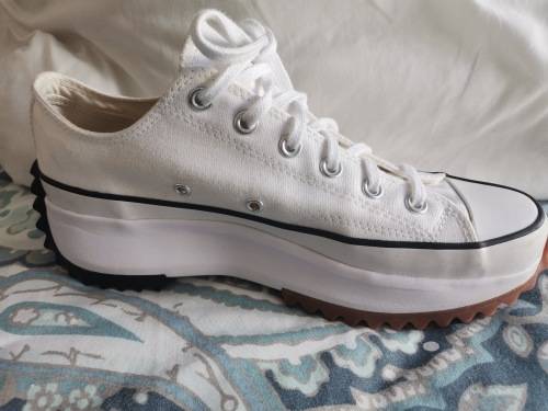 Ladies Converse Platform Canvas Sneaker Size 7