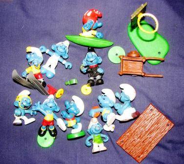 Lot of Vintage smurfs & some spares