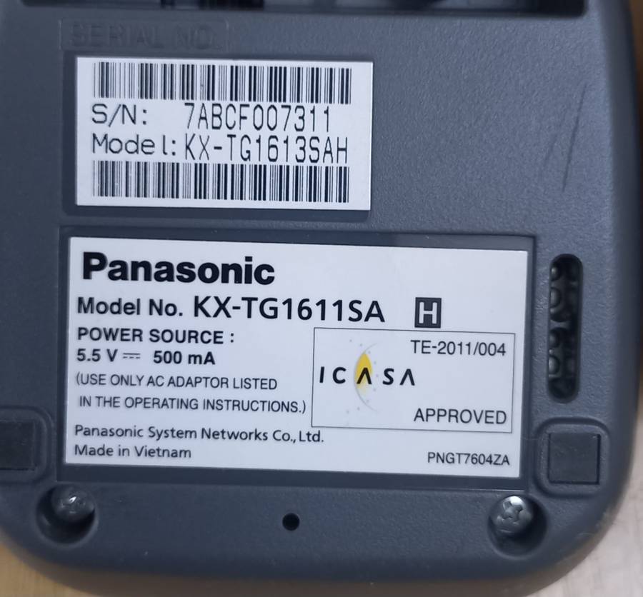 Panasonic Cordless Phone Set Of 3 Model KX-TG1613SAH With Base Station