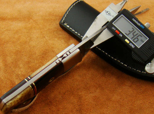Hand Made Damascus Steel Knife