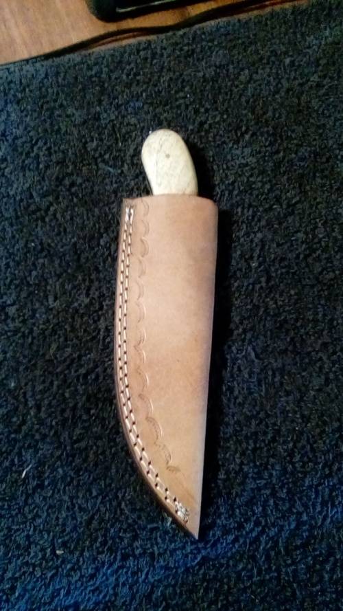 Hand Made Damascus Steel Knife