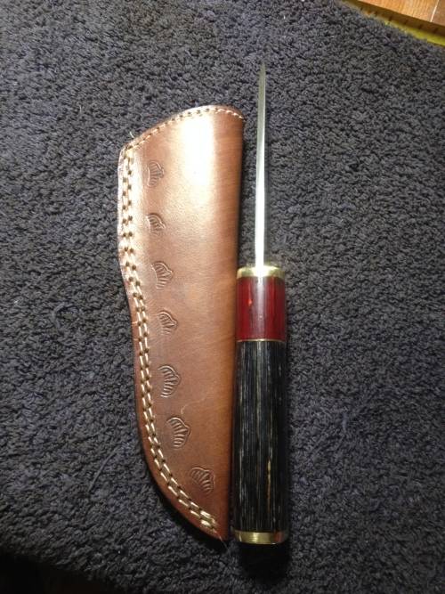 Hand Made Damascus Steel Knife