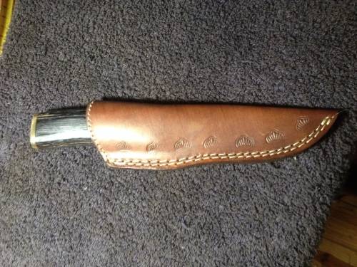 Hand Made Damascus Steel Knife