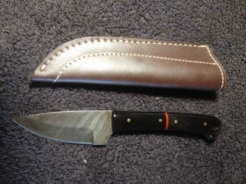 Hand Made Damascus Steel Skinning Knife