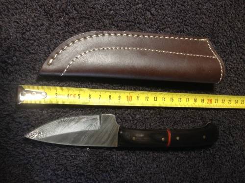 Hand Made Damascus Steel Skinning Knife