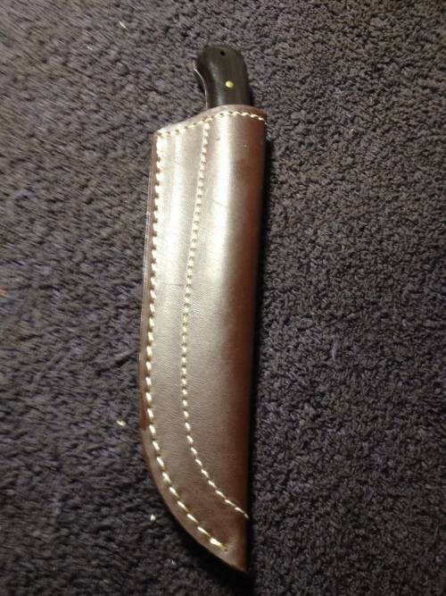 Hand Made Damascus Steel Skinning Knife