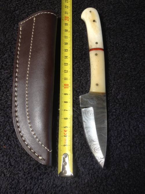 Hand Made Damascus Steel Skinning Knife