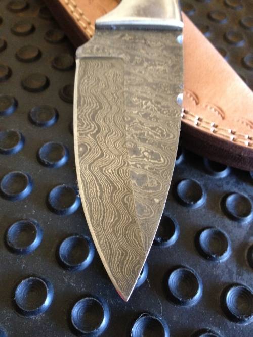 Handmade Damascus Steel Hunting Knife