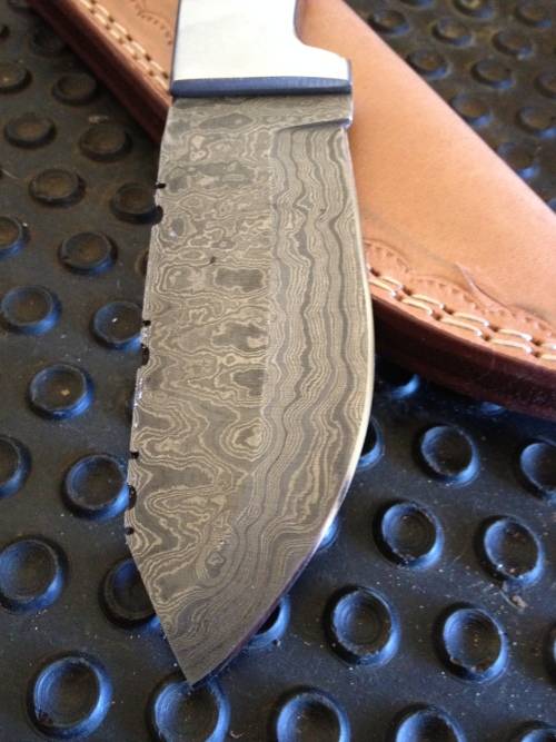 Handmade Damascus Steel Hunting Knife !!!