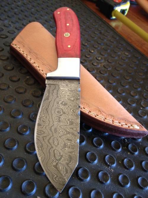 Handmade Damascus Steel Hunting Knife !!!