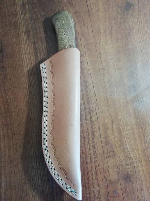 HANDMADE DAMASCUS STEEL HUNTING KNIFE !!!