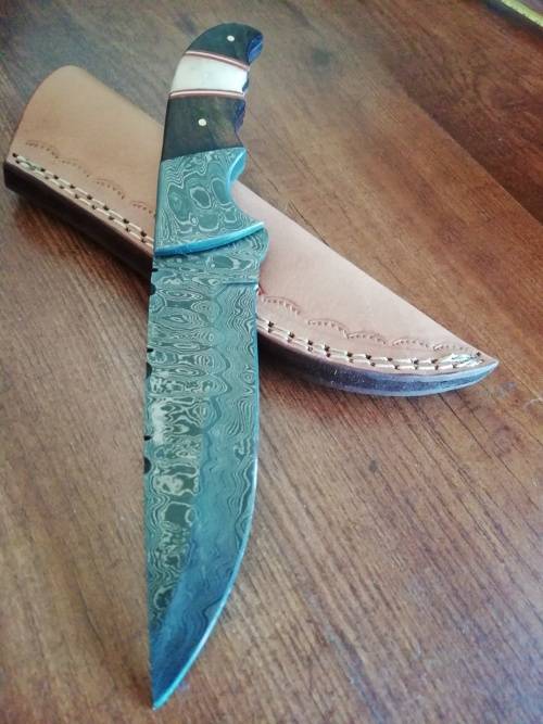 Handmade Damascus Steel Hunting Knife !!!