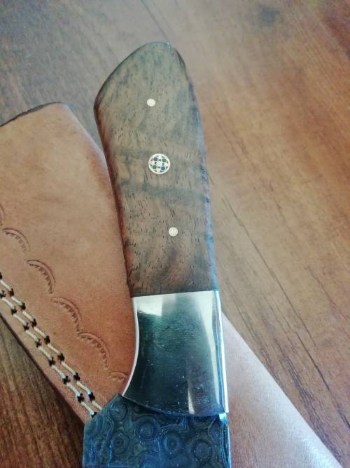 HANDMADE DAMASCUS STEEL HUNTING KNIFE !!!
