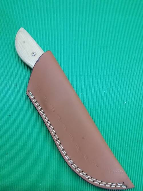 HANDMADE DAMASCUS STEEL HUNTING KNIFE !!!