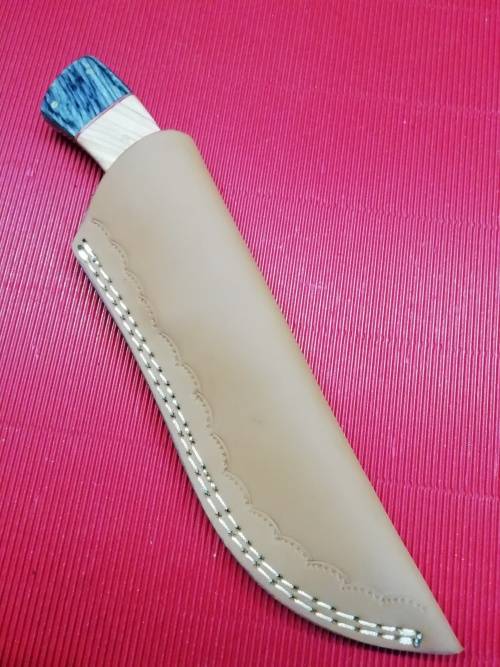 HANDMADE DAMASCUS STEEL HUNTING KNIFE !!!