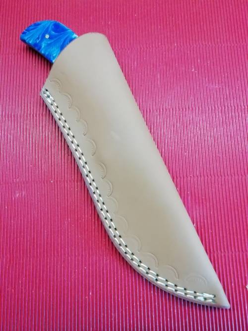 HANDMADE DAMASCUS STEEL HUNTING KNIFE !!!