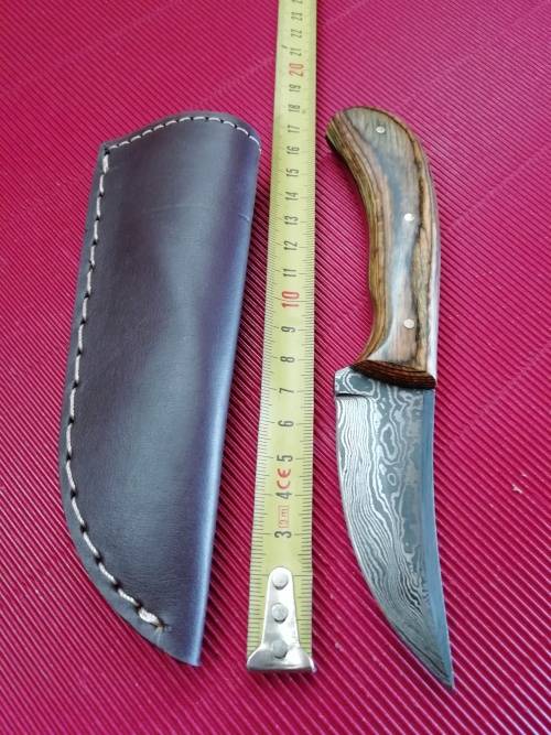 HANDMADE DAMASCUS STEEL SKINNING KNIFE !!!
