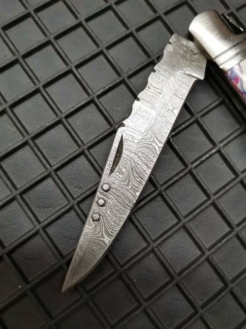 HANDMADE DAMASCUS STEEL FOLDING KNIFE