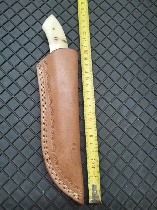 HANDMADE DAMASCUS STEEL HUNTING KNIFE