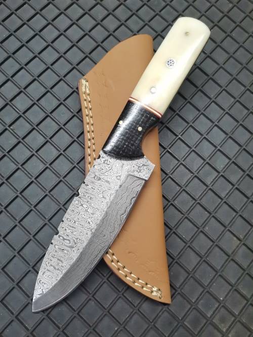 HANDMADE DAMASCUS STEEL HUNTING KNIFE