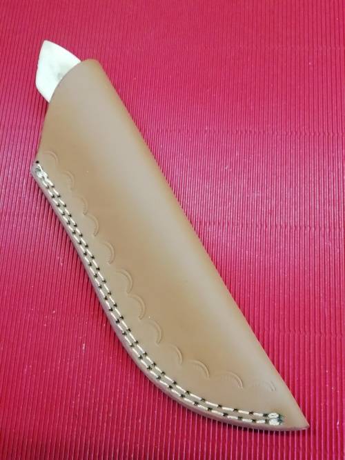 HANDMADE DAMASCUS STEEL HUNTING KNIFE !!!