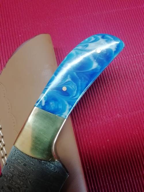 HANDMADE DAMASCUS STEEL HUNTING KNIFE !!!