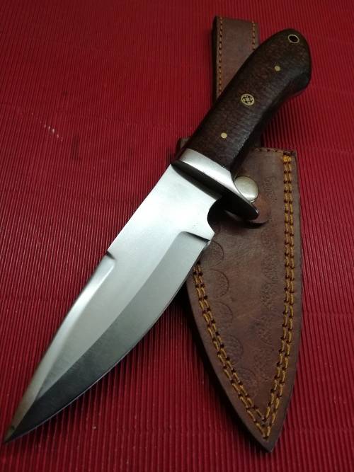 HANDMADE STAINLESS STEEL HUNTING KNIFE !!!