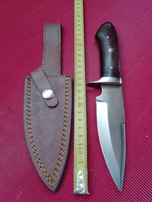 HANDMADE STAINLESS STEEL HUNTING KNIFE !!!