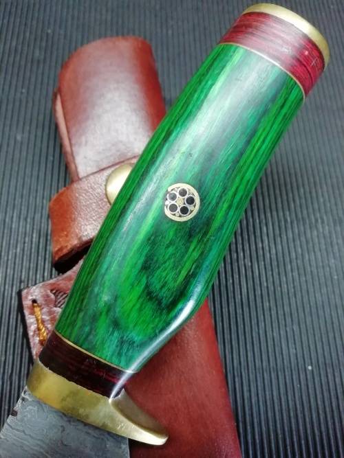 HANDMADE DAMASCUS STEEL HUNTING KNIFE !!!