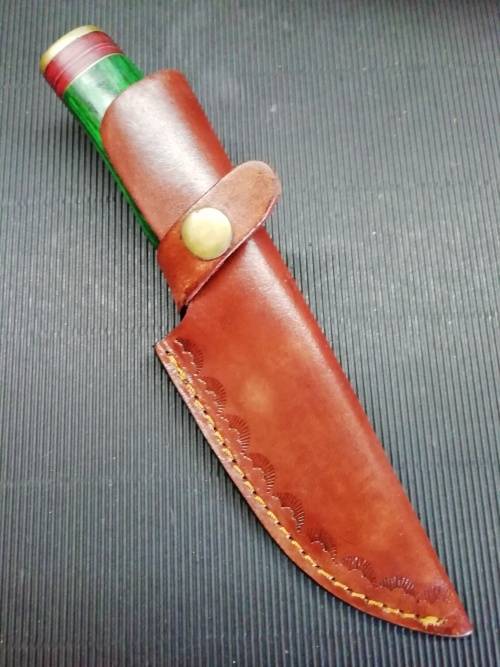 HANDMADE DAMASCUS STEEL HUNTING KNIFE !!!