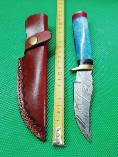 HANDMADE DAMASCUS STEEL HUNTING KNIFE !!!