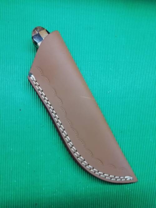 HANDMADE DAMASCUS STEEL HUNTING KNIFE !!!