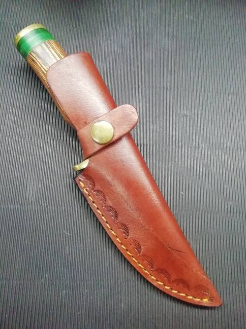 HANDMADE DAMASCUS STEEL HUNTING KNIFE !!!