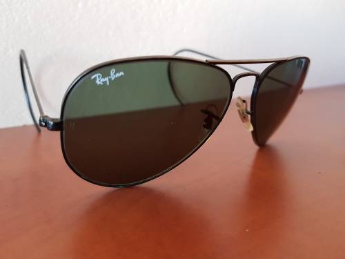 VINTAGE RAY-BAN SUNGLASSES