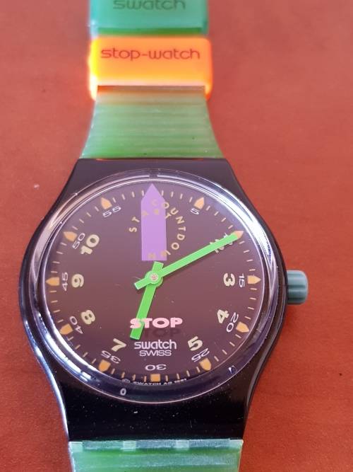 VINTAGE 1991 SWATCH WATCH WITH STOP WATCH FUNCTION IN LOVELY CONDITION